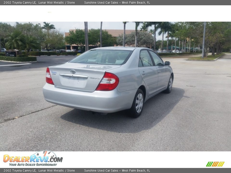 2002 Toyota Camry LE Lunar Mist Metallic / Stone Photo #5