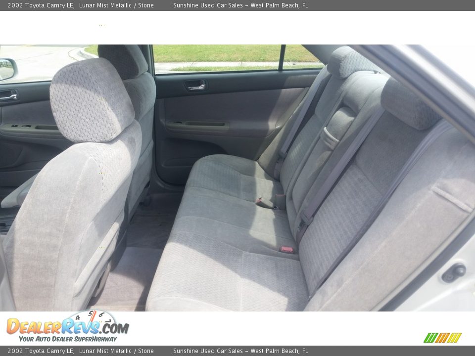 2002 Toyota Camry LE Lunar Mist Metallic / Stone Photo #13