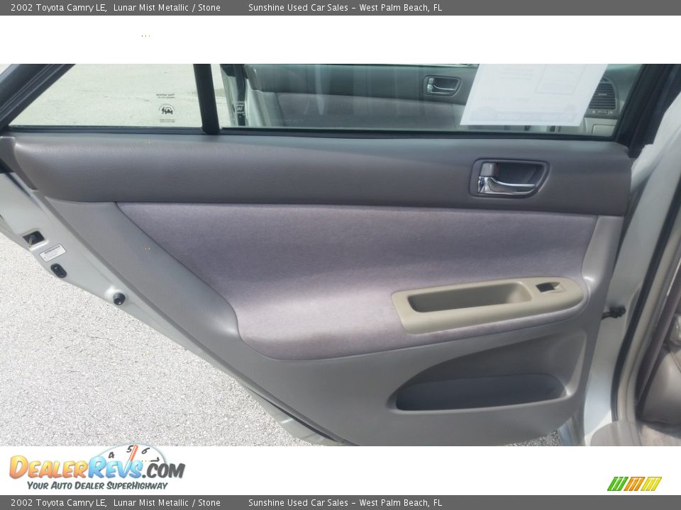2002 Toyota Camry LE Lunar Mist Metallic / Stone Photo #14