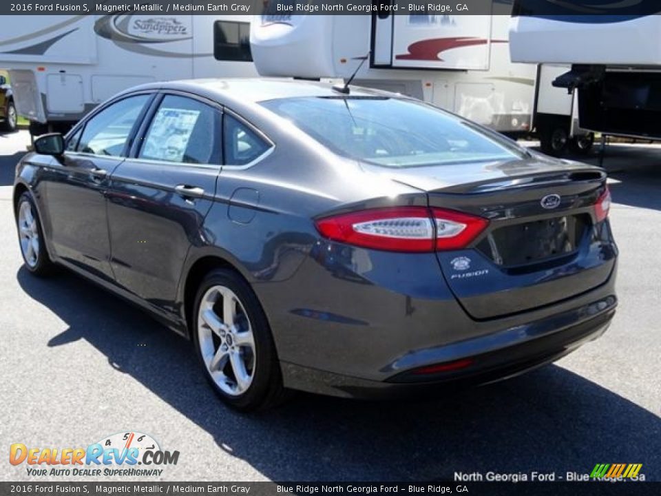 2016 Ford Fusion S Magnetic Metallic / Medium Earth Gray Photo #3