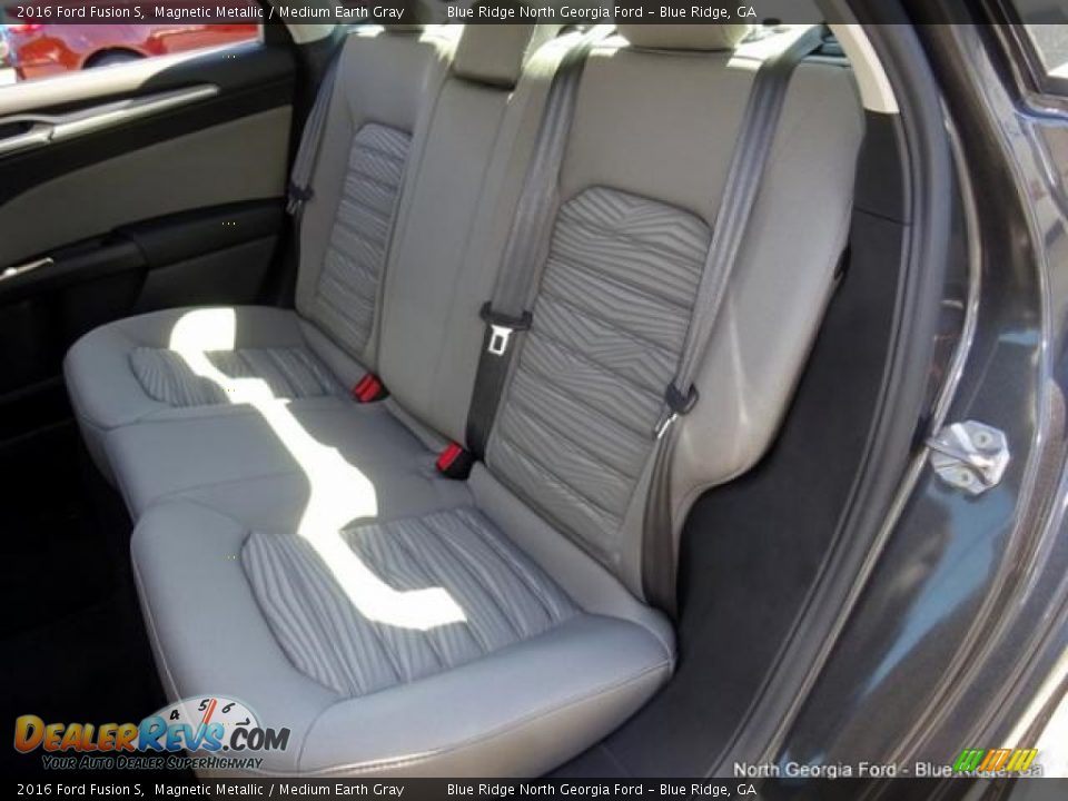 2016 Ford Fusion S Magnetic Metallic / Medium Earth Gray Photo #13
