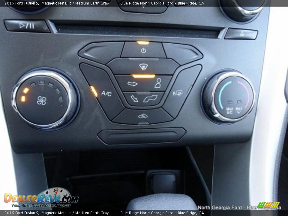 2016 Ford Fusion S Magnetic Metallic / Medium Earth Gray Photo #22