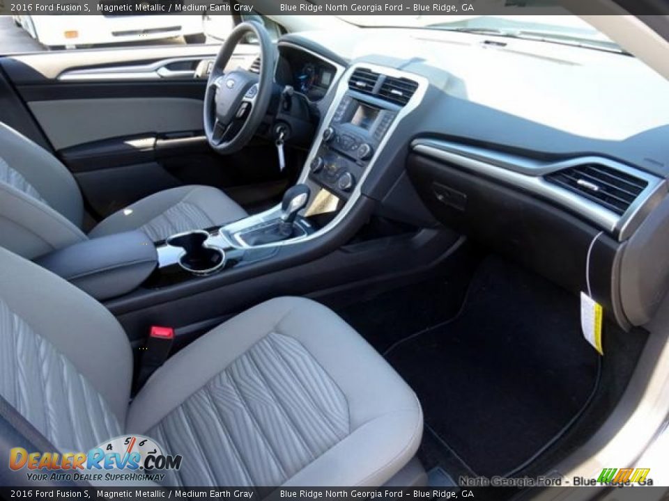 2016 Ford Fusion S Magnetic Metallic / Medium Earth Gray Photo #30