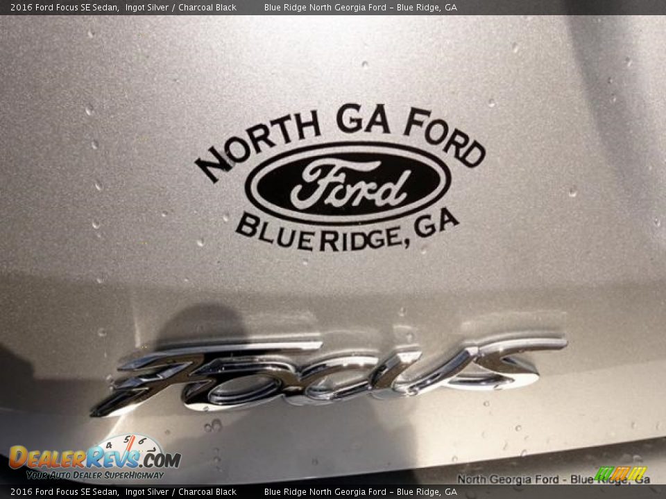 2016 Ford Focus SE Sedan Ingot Silver / Charcoal Black Photo #36