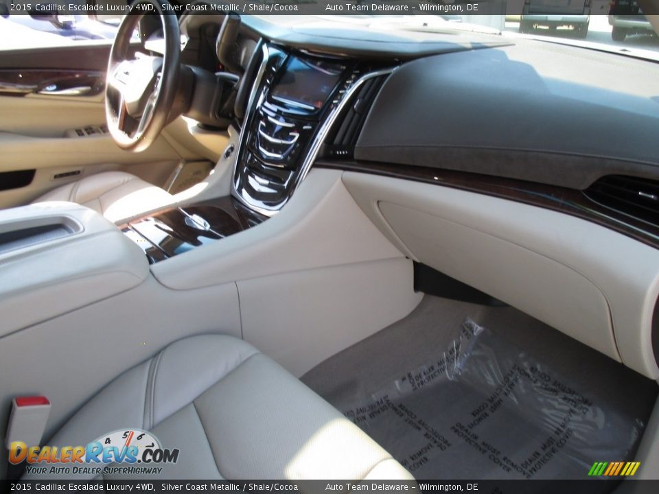 2015 Cadillac Escalade Luxury 4WD Silver Coast Metallic / Shale/Cocoa Photo #17