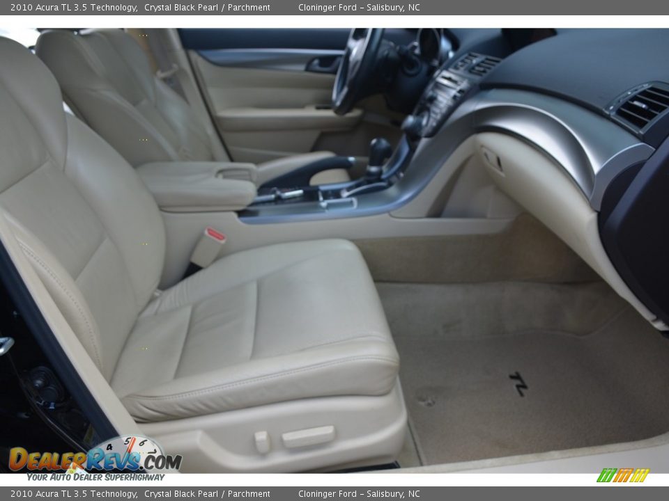 2010 Acura TL 3.5 Technology Crystal Black Pearl / Parchment Photo #16