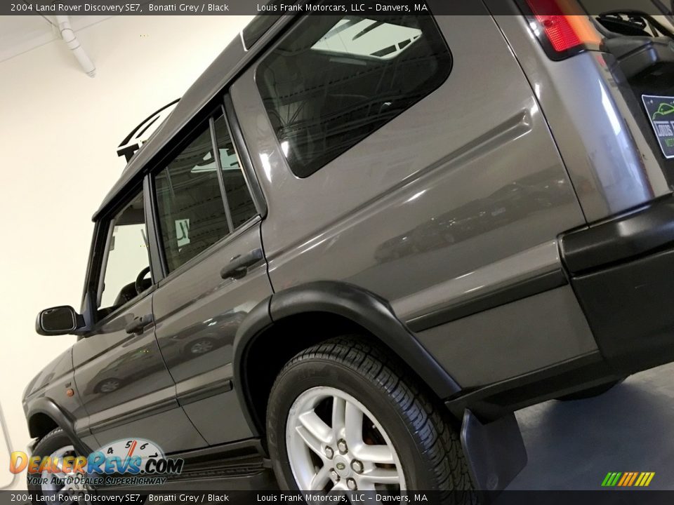 2004 Land Rover Discovery SE7 Bonatti Grey / Black Photo #20