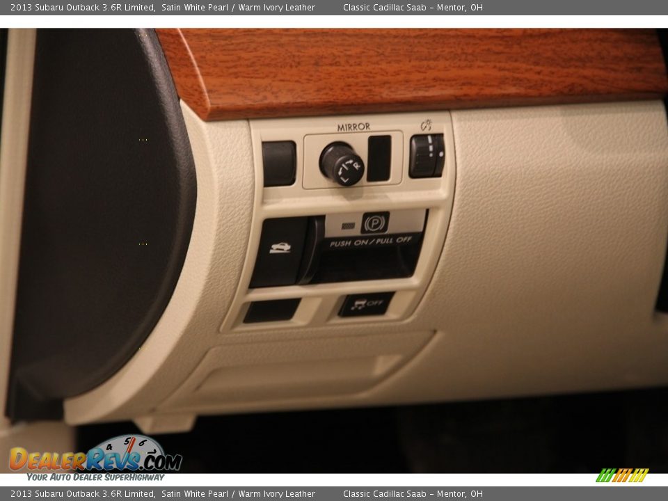 2013 Subaru Outback 3.6R Limited Satin White Pearl / Warm Ivory Leather Photo #5