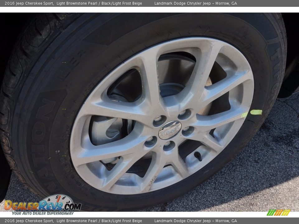 2016 Jeep Cherokee Sport Light Brownstone Pearl / Black/Light Frost Beige Photo #5