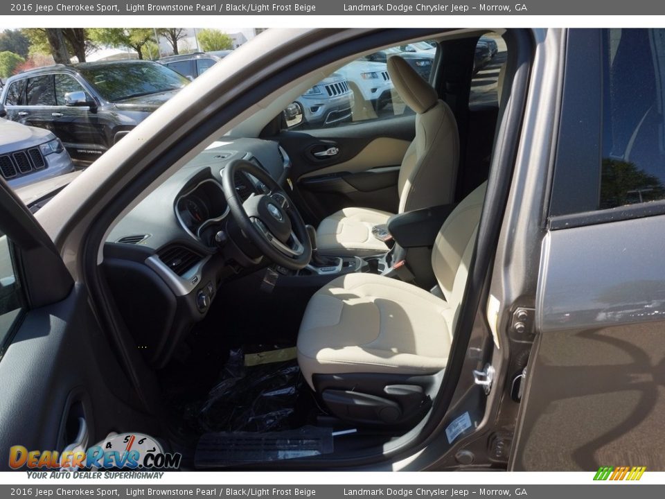 2016 Jeep Cherokee Sport Light Brownstone Pearl / Black/Light Frost Beige Photo #6