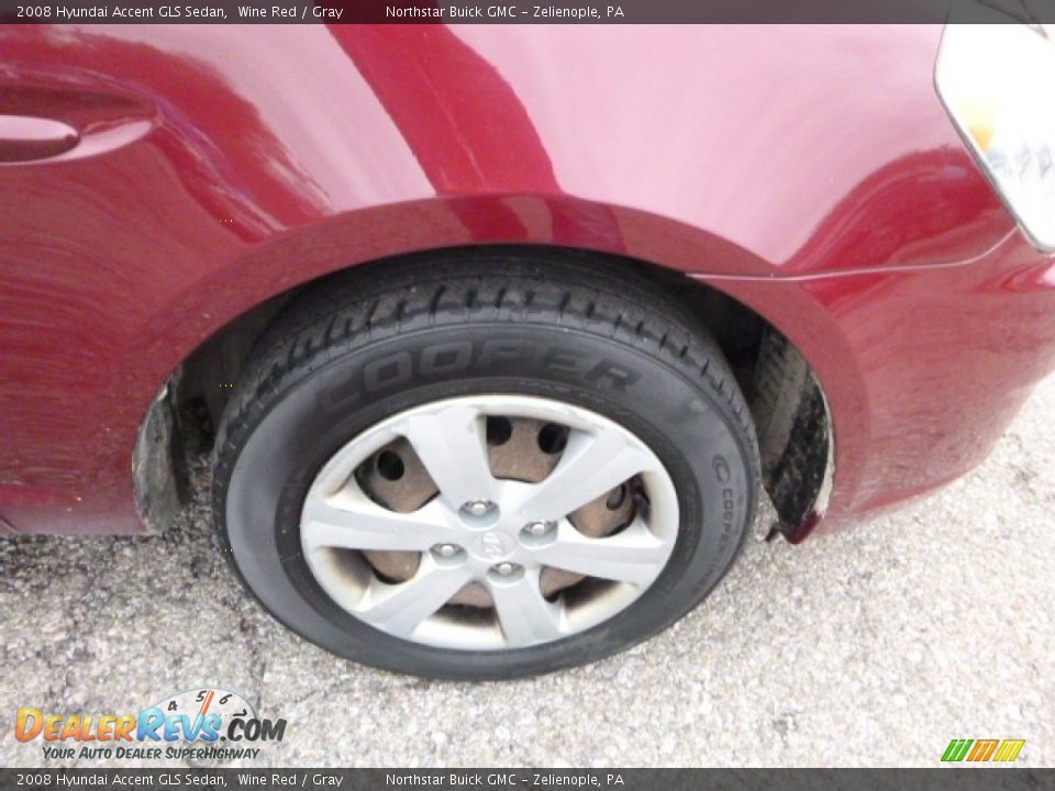 2008 Hyundai Accent GLS Sedan Wine Red / Gray Photo #9