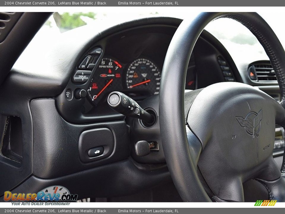 Controls of 2004 Chevrolet Corvette Z06 Photo #40