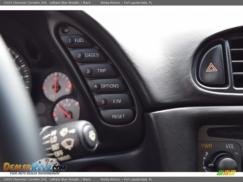Controls of 2004 Chevrolet Corvette Z06 Photo #67