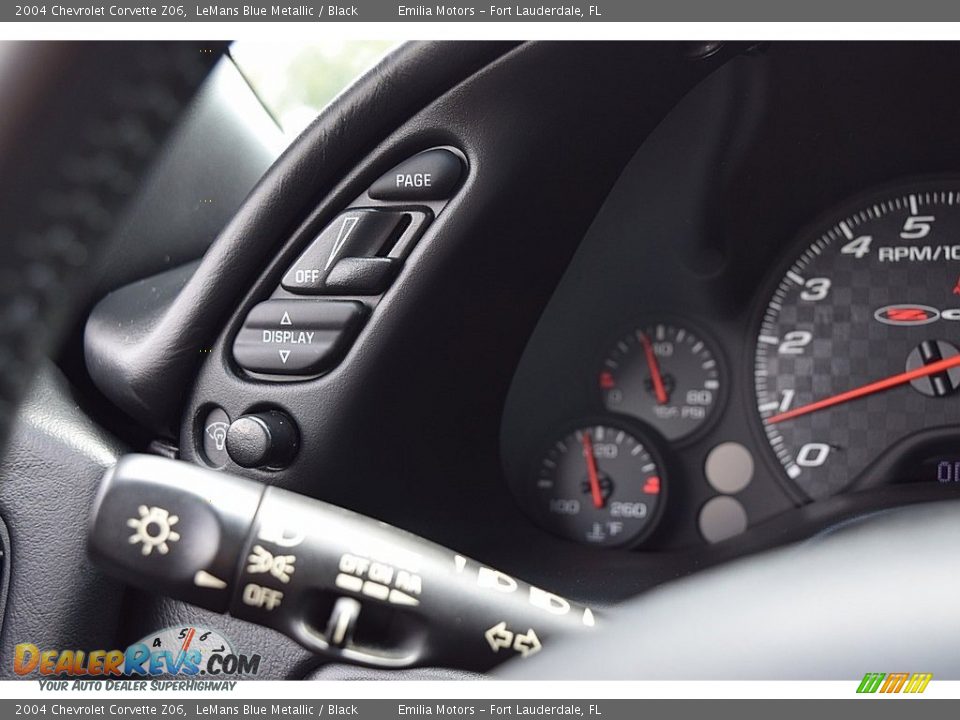 Controls of 2004 Chevrolet Corvette Z06 Photo #68