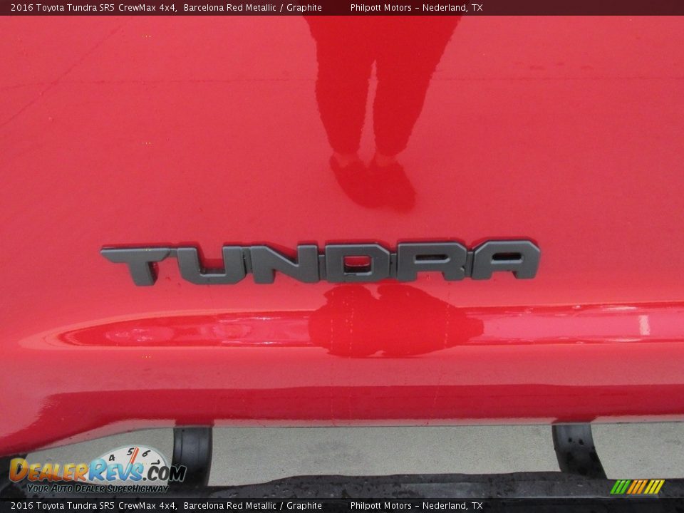 2016 Toyota Tundra SR5 CrewMax 4x4 Barcelona Red Metallic / Graphite Photo #15