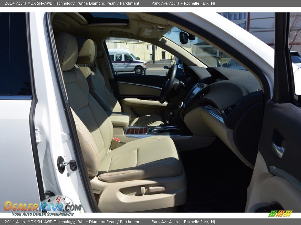 2014 Acura MDX SH-AWD Technology White Diamond Pearl / Parchment Photo #30