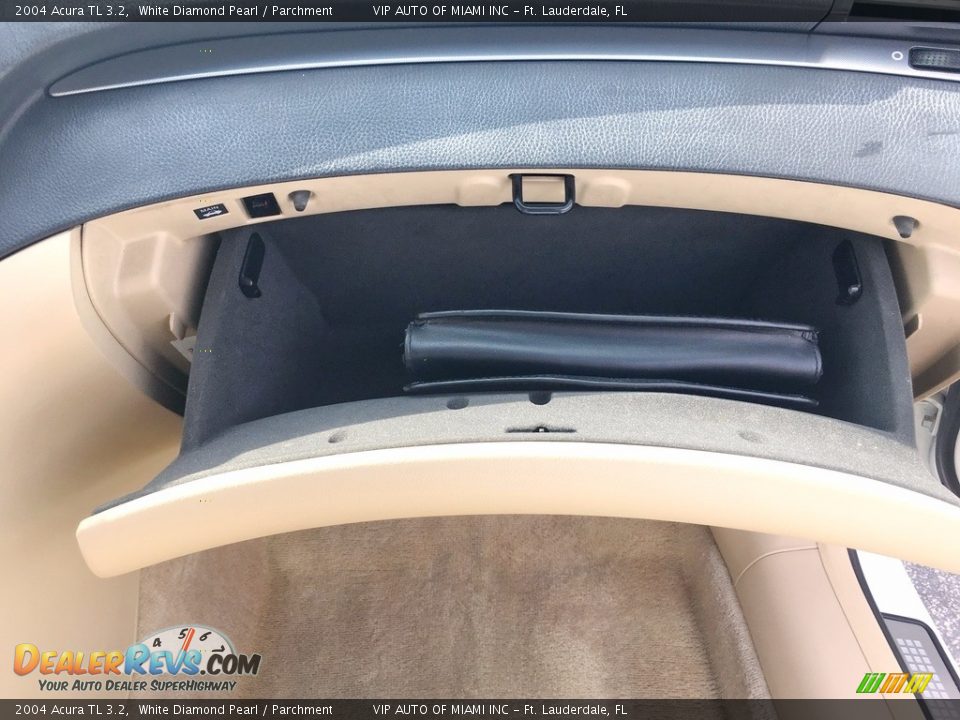 2004 Acura TL 3.2 White Diamond Pearl / Parchment Photo #21