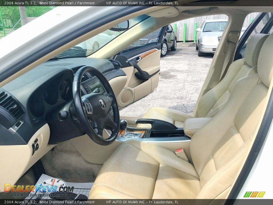 2004 Acura TL 3.2 White Diamond Pearl / Parchment Photo #36