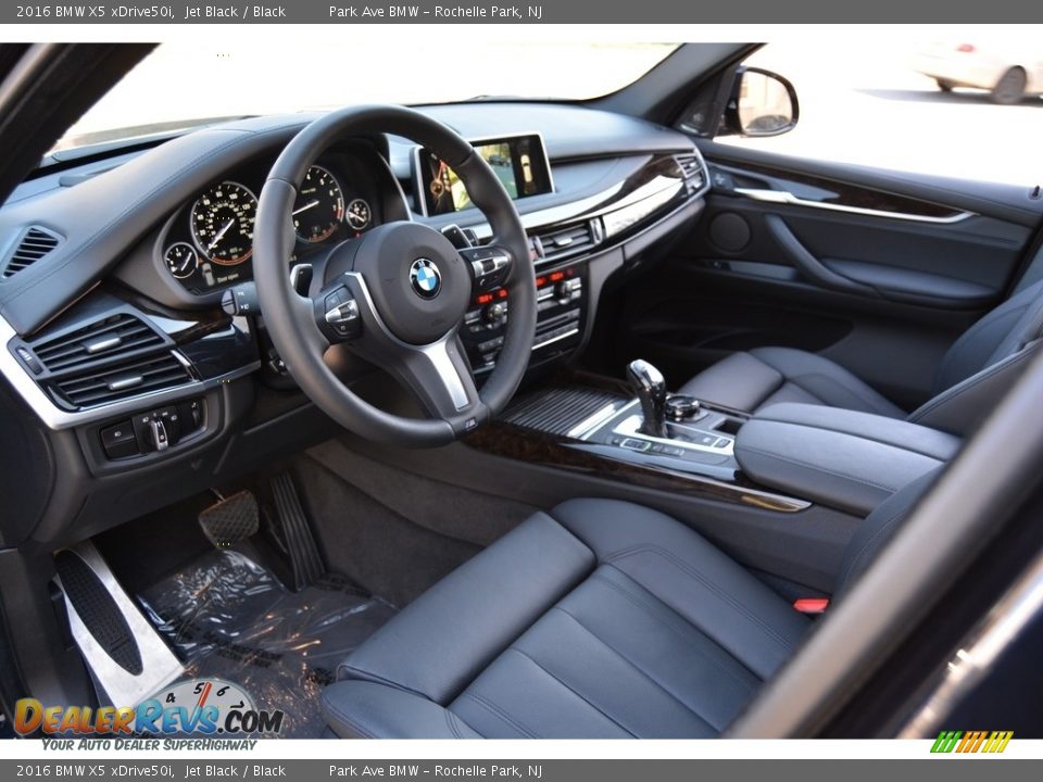2016 BMW X5 xDrive50i Jet Black / Black Photo #11