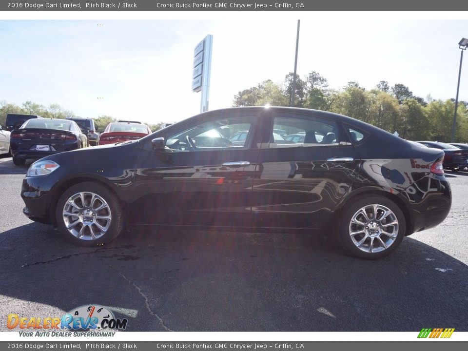 2016 Dodge Dart Limited Pitch Black / Black Photo #4