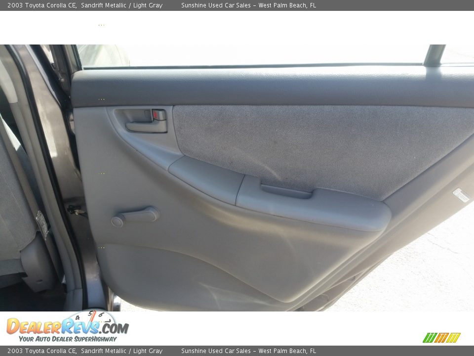 2003 Toyota Corolla CE Sandrift Metallic / Light Gray Photo #16
