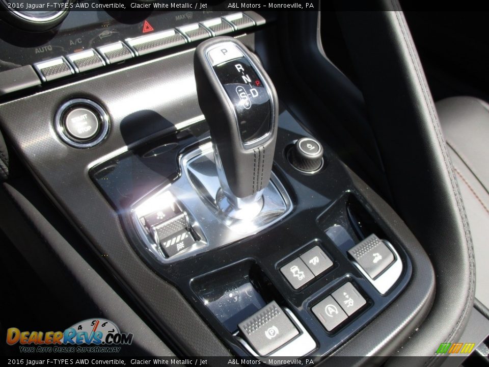 2016 Jaguar F-TYPE S AWD Convertible Glacier White Metallic / Jet Photo #15