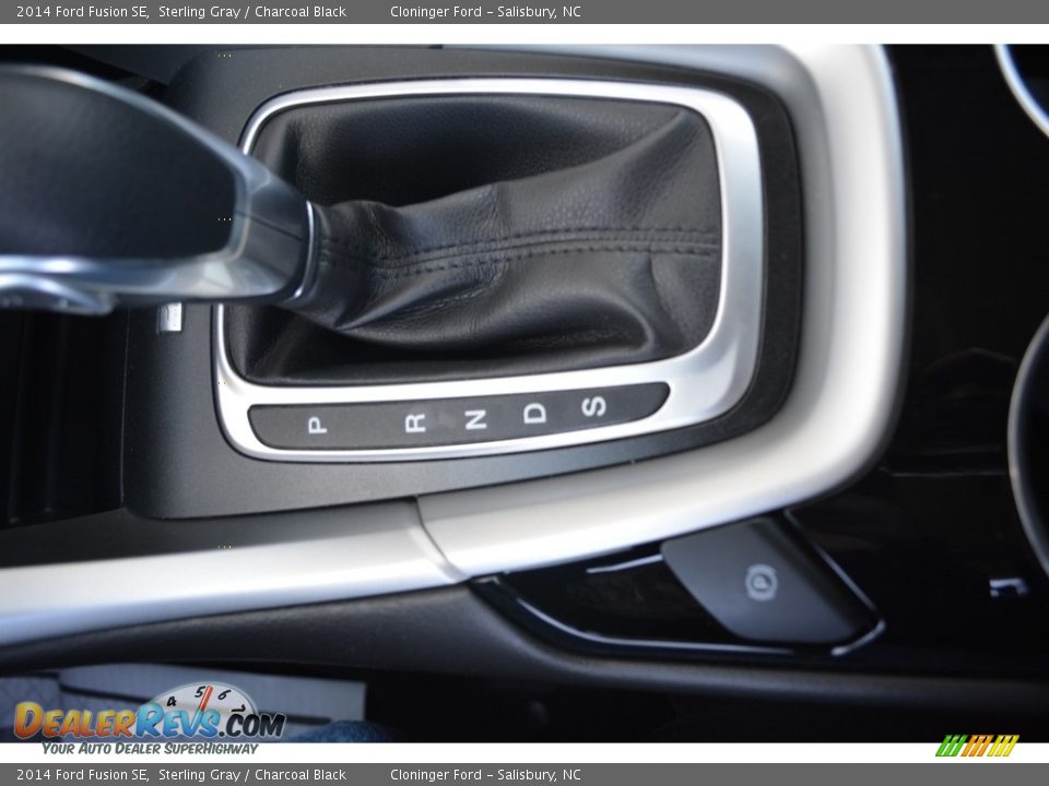 2014 Ford Fusion SE Sterling Gray / Charcoal Black Photo #18