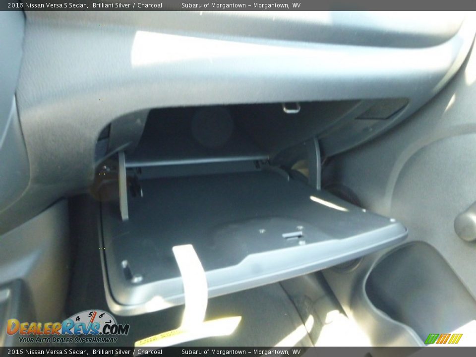 2016 Nissan Versa S Sedan Brilliant Silver / Charcoal Photo #19