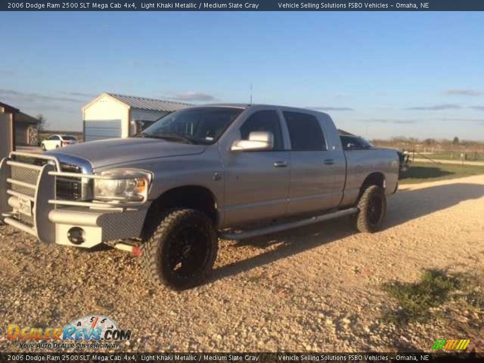 2006 Dodge Ram 2500 SLT Mega Cab 4x4 Light Khaki Metallic / Medium Slate Gray Photo #1