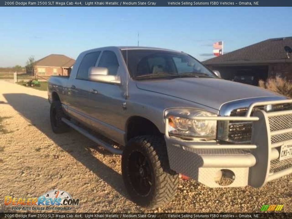 2006 Dodge Ram 2500 SLT Mega Cab 4x4 Light Khaki Metallic / Medium Slate Gray Photo #4