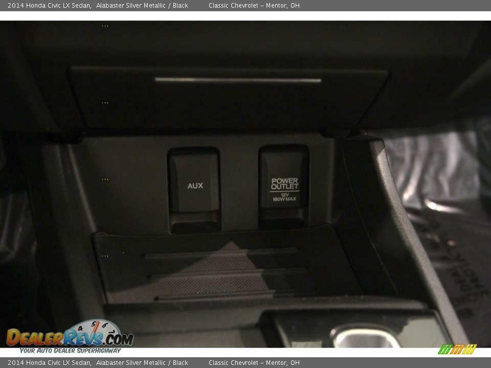 2014 Honda Civic LX Sedan Alabaster Silver Metallic / Black Photo #12
