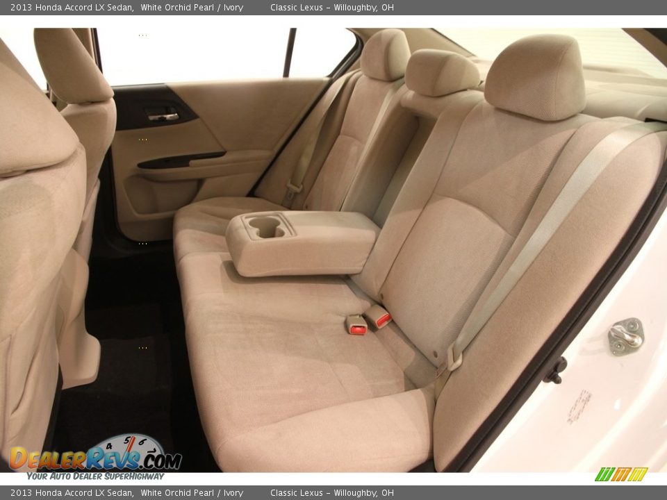 2013 Honda Accord LX Sedan White Orchid Pearl / Ivory Photo #17
