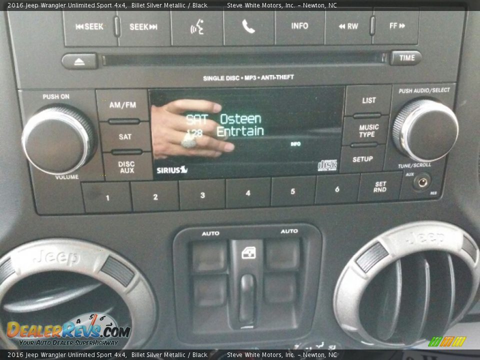 2016 Jeep Wrangler Unlimited Sport 4x4 Billet Silver Metallic / Black Photo #13