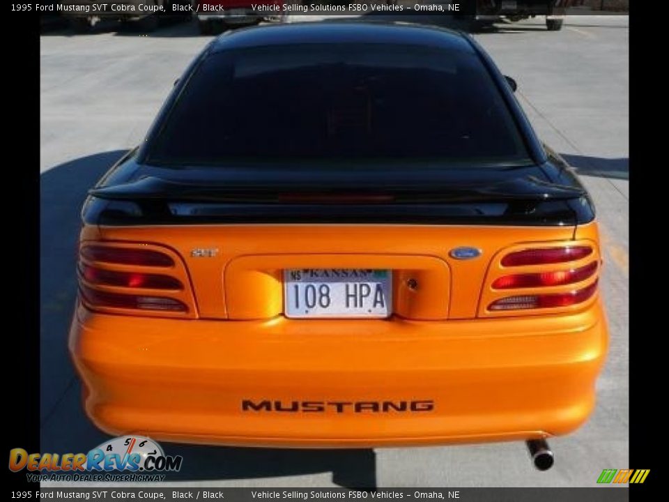 1995 Ford Mustang SVT Cobra Coupe Black / Black Photo #2