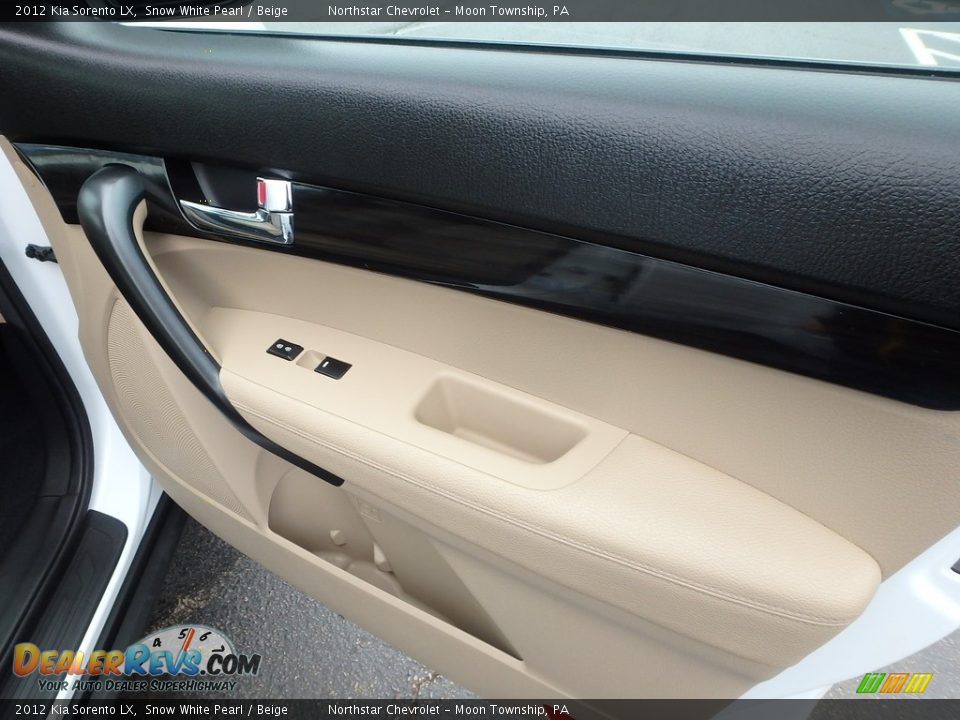 2012 Kia Sorento LX Snow White Pearl / Beige Photo #17