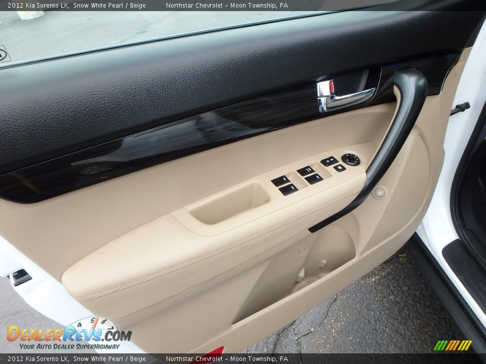 2012 Kia Sorento LX Snow White Pearl / Beige Photo #24