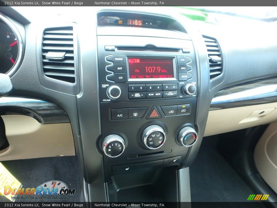 2012 Kia Sorento LX Snow White Pearl / Beige Photo #27