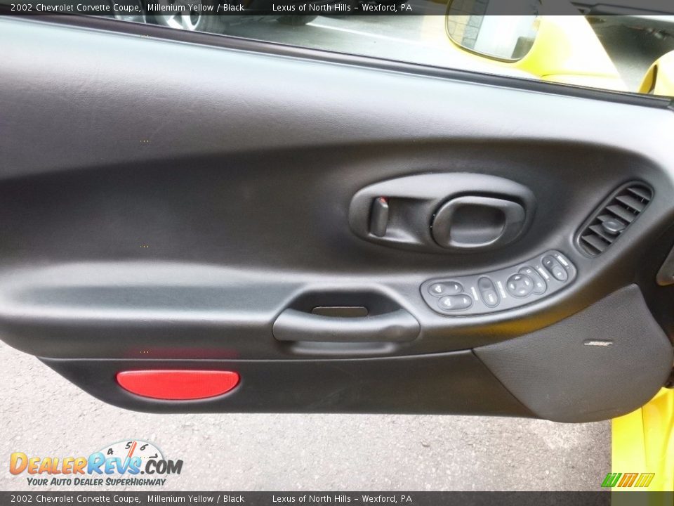 2002 Chevrolet Corvette Coupe Millenium Yellow / Black Photo #11