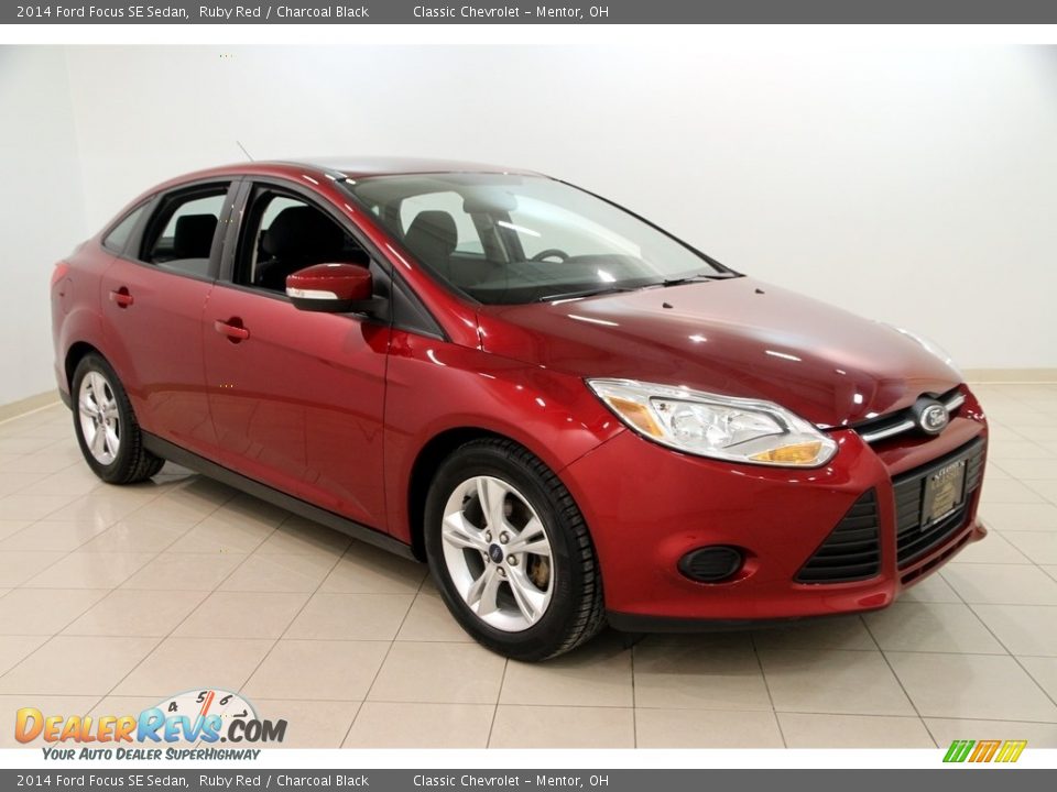 2014 Ford Focus SE Sedan Ruby Red / Charcoal Black Photo #1