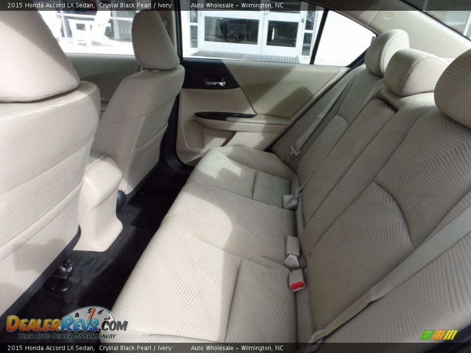 2015 Honda Accord LX Sedan Crystal Black Pearl / Ivory Photo #12