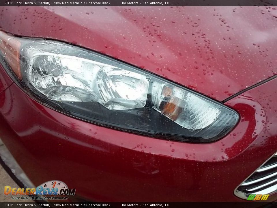 2016 Ford Fiesta SE Sedan Ruby Red Metallic / Charcoal Black Photo #4
