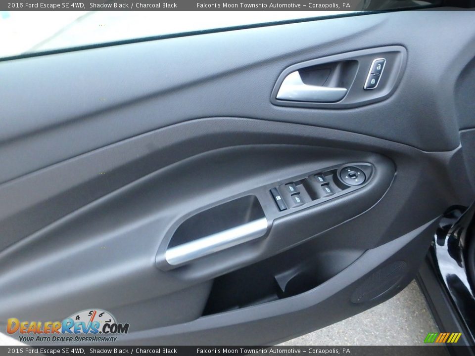 2016 Ford Escape SE 4WD Shadow Black / Charcoal Black Photo #18