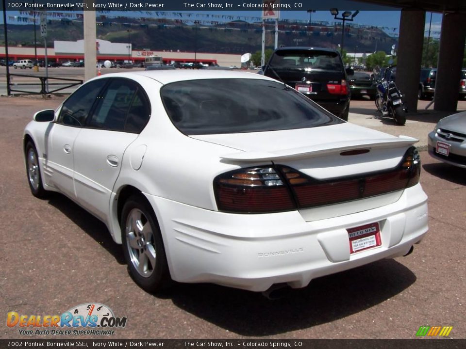 2002 Pontiac Bonneville SSEi Ivory White / Dark Pewter Photo #4