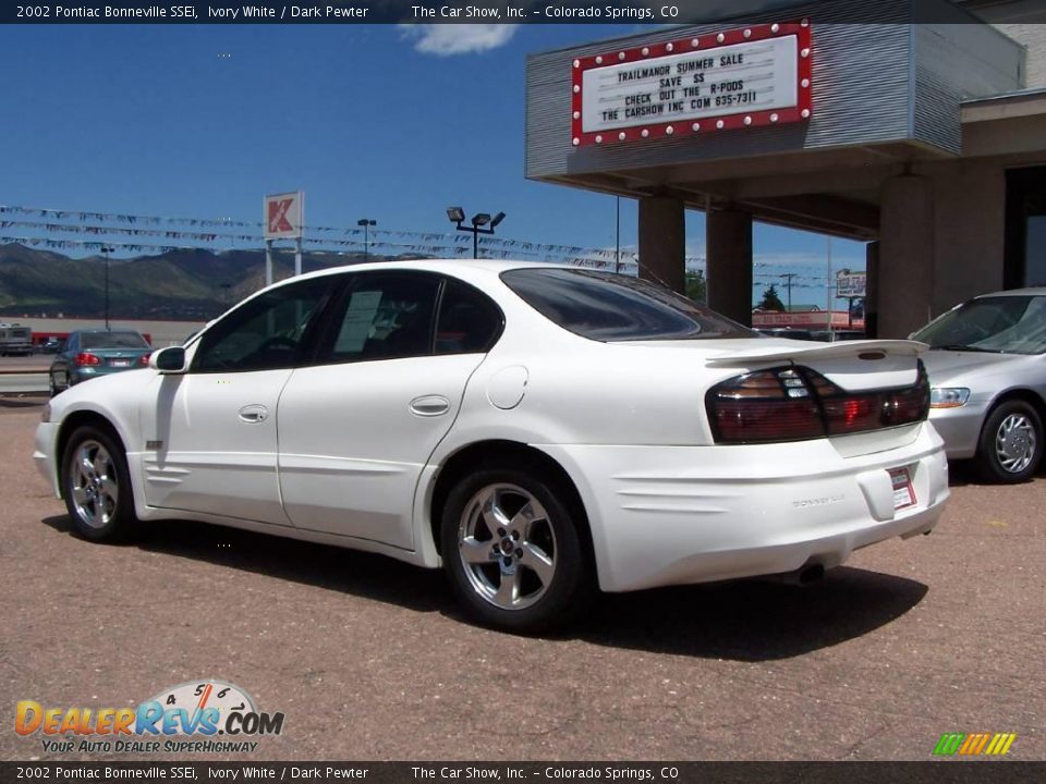 2002 Pontiac Bonneville SSEi Ivory White / Dark Pewter Photo #22