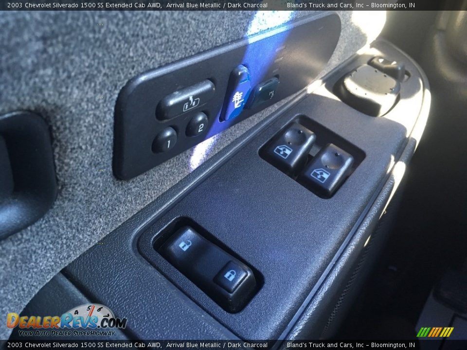2003 Chevrolet Silverado 1500 SS Extended Cab AWD Arrival Blue Metallic / Dark Charcoal Photo #34