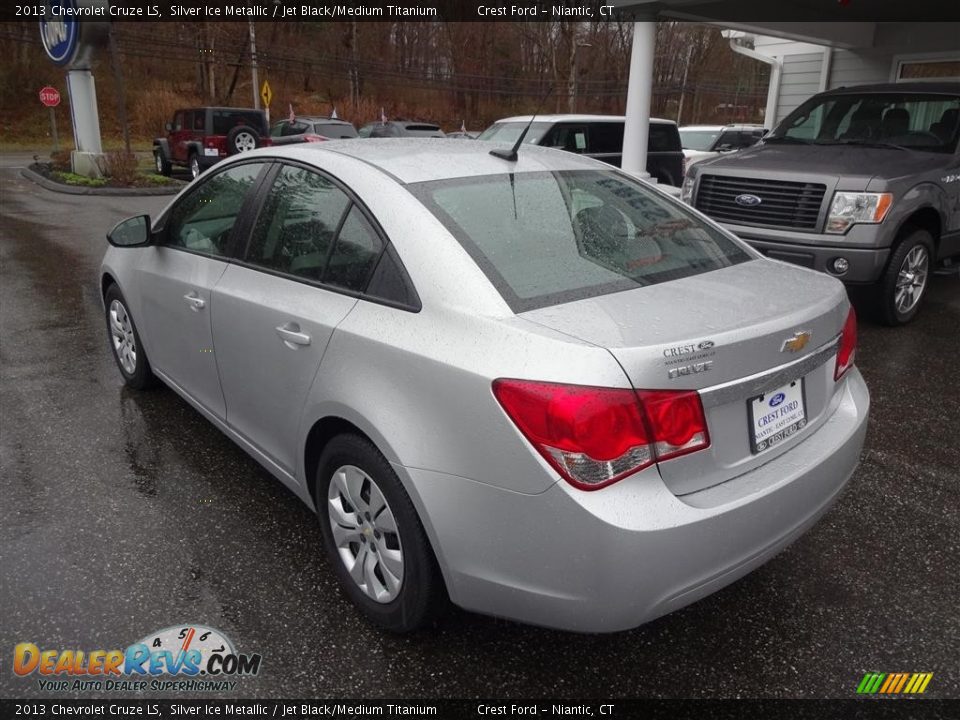 2013 Chevrolet Cruze LS Silver Ice Metallic / Jet Black/Medium Titanium Photo #5