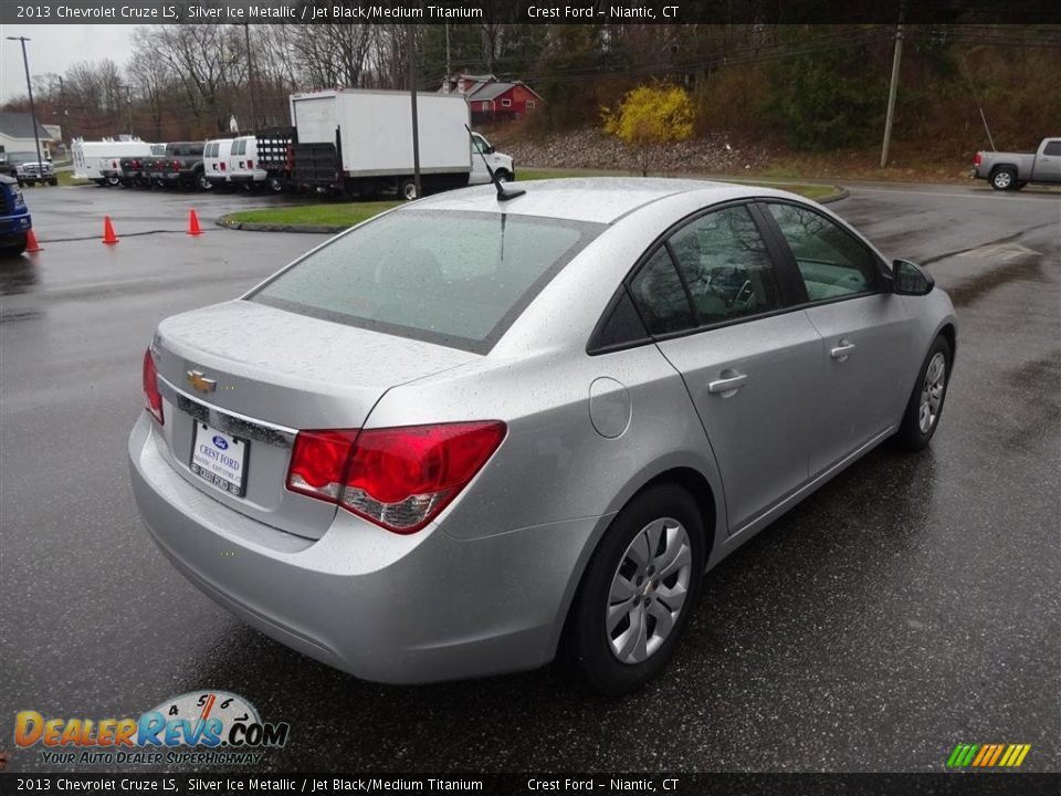 2013 Chevrolet Cruze LS Silver Ice Metallic / Jet Black/Medium Titanium Photo #7