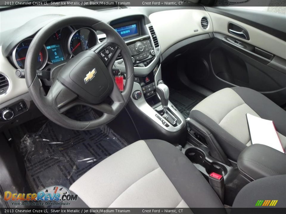 2013 Chevrolet Cruze LS Silver Ice Metallic / Jet Black/Medium Titanium Photo #9