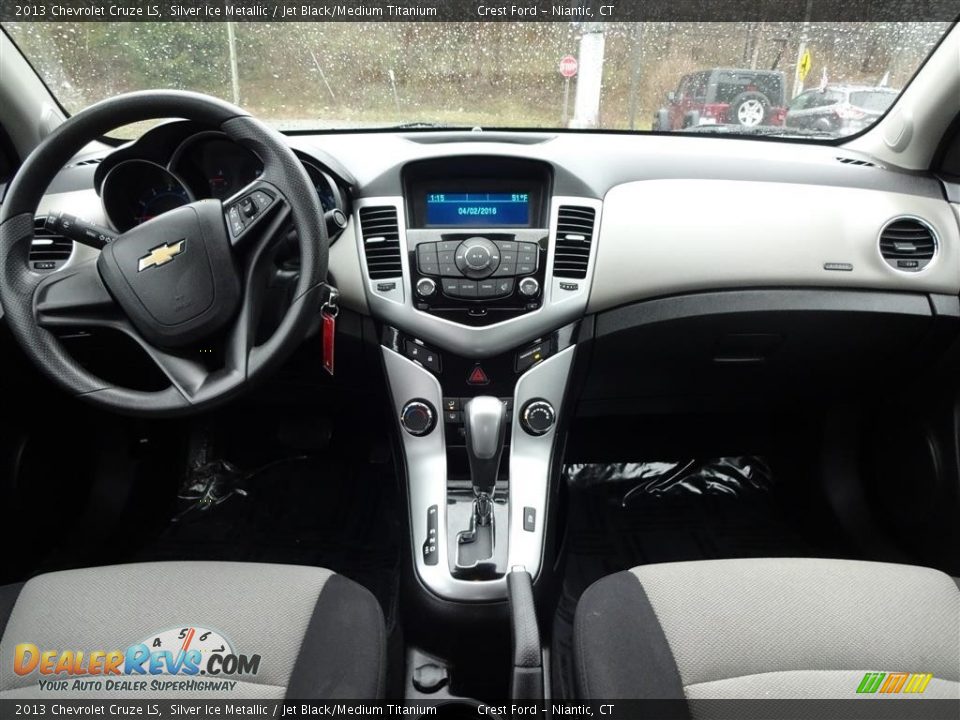 2013 Chevrolet Cruze LS Silver Ice Metallic / Jet Black/Medium Titanium Photo #10