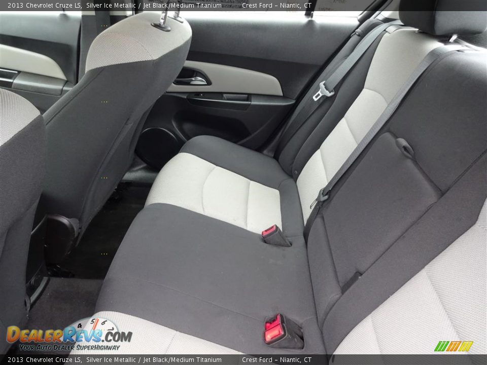 2013 Chevrolet Cruze LS Silver Ice Metallic / Jet Black/Medium Titanium Photo #11